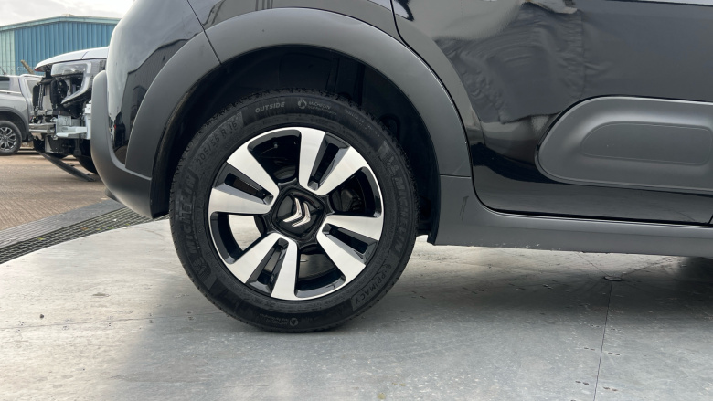 Citroen C3 1.2 PureTech Plus 5dr Petrol Hatchback